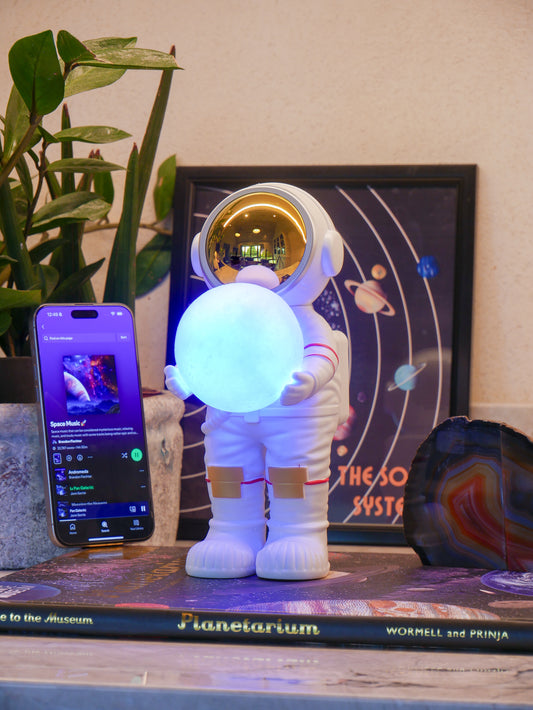 Spaceman Radio & Bluetooth Speaker